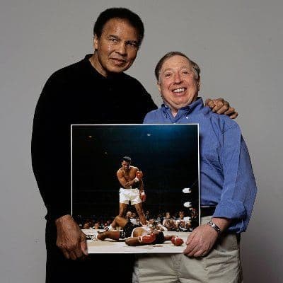 Neil Leifer color logo