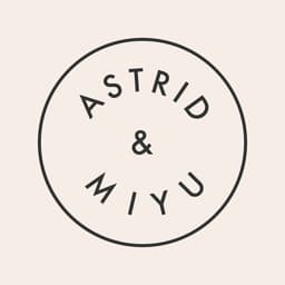 Astrid & Miyu