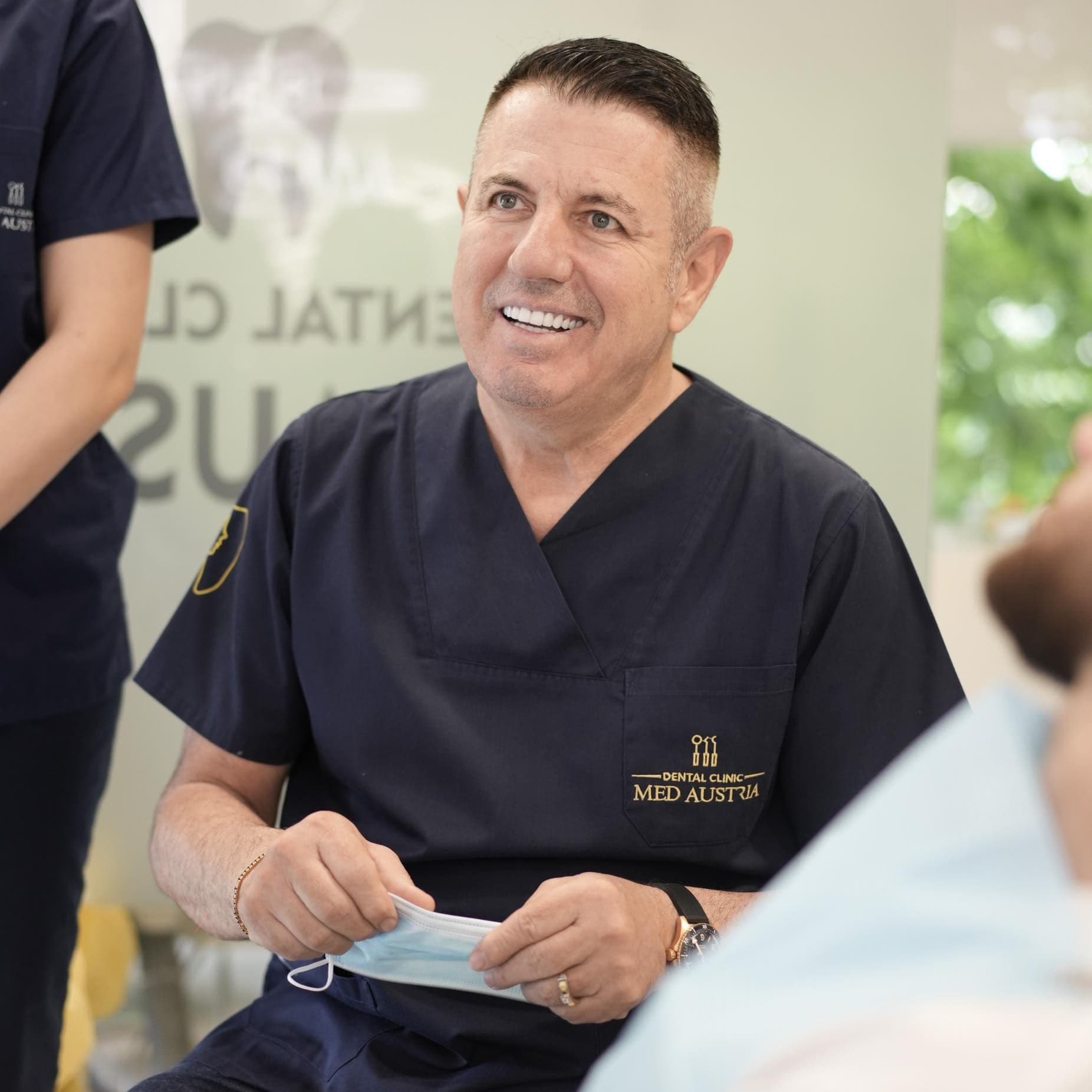 DENTAL MED AUSTRIA color logo