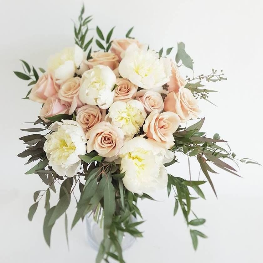 Langdon's Flowers color logo