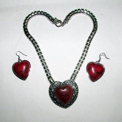 Made In India Beads color logo