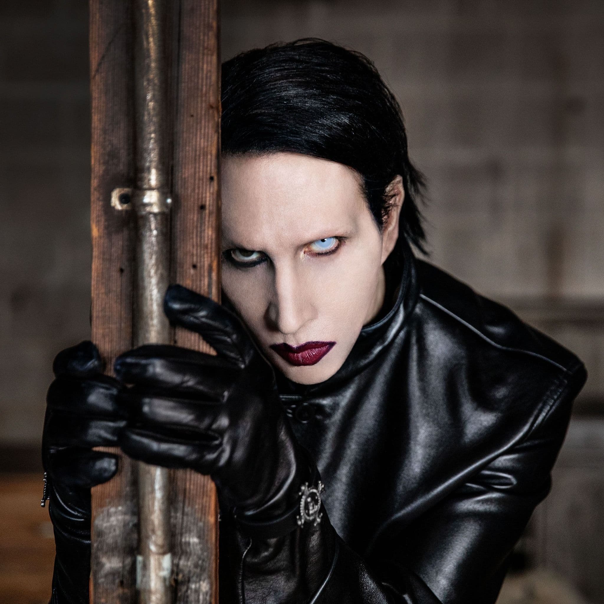 Marilyn Manson color logo