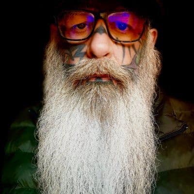 The Scary Guy 🇺🇸🇬🇧 color logo