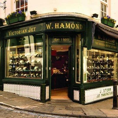 W Hamond color logo